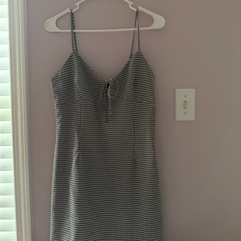 Forever 21 black and white dress